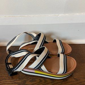 Alias Mae Wrap Sandals